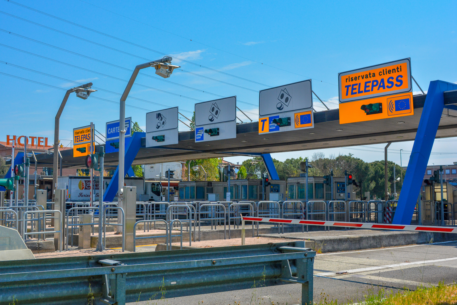 Autostrada toll booth
